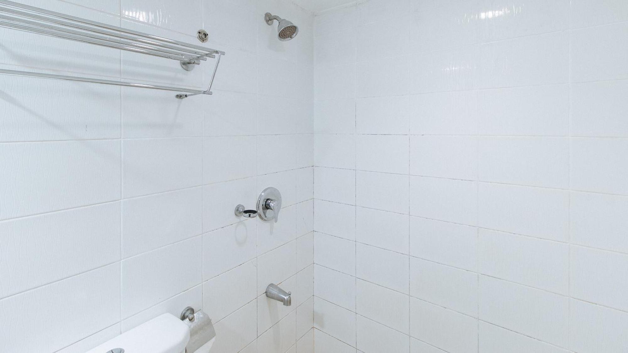 Reddoorz At Dbuilders Rooms Bangkal Makati Makati City Екстериор снимка